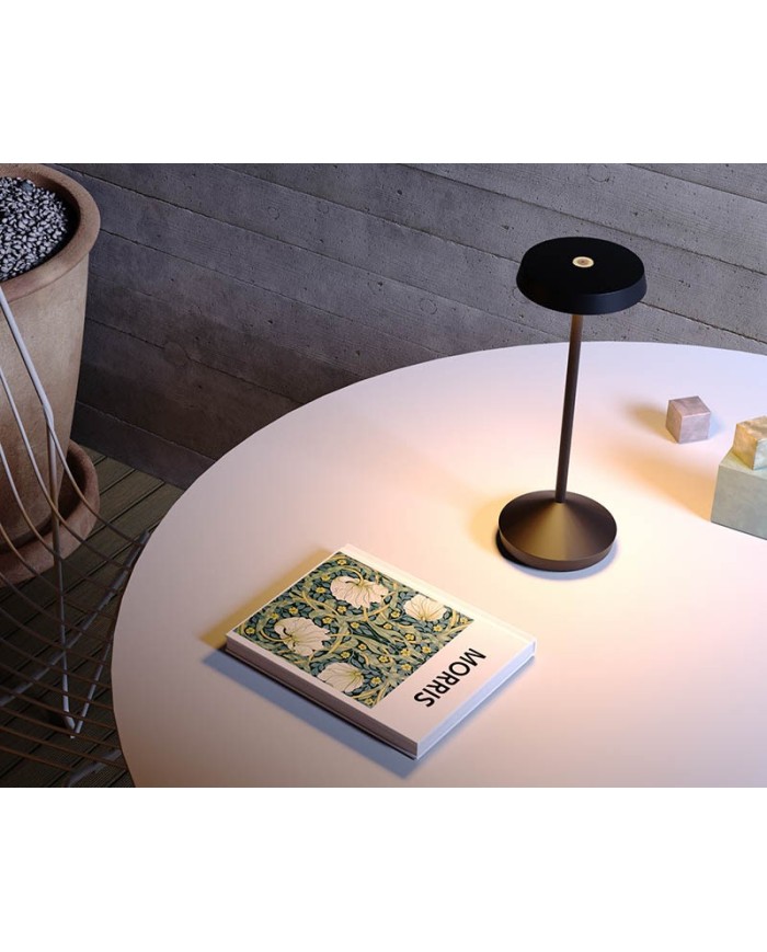 LAMPADA RICARICABILE PER ESTERNO SOPHIE